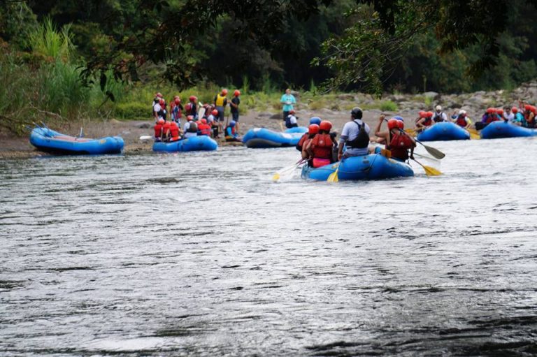 Aguas Bravas Rafting - Destino Sarapiqui